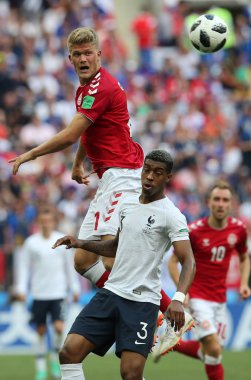 26.06.2018. Moskova, Rusya: Andreas Cornelius, eylem sırasında FIFA Dünya Kupası Rusya 2018, C grubu, futbol Presnel Kimpembe Danimarka V Fransa Luzhniki Stadı Moskova arasında eşleme.