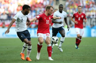 26.06.2018. Moskova, Rusya: Danimarka V Fransa Luzhniki Stadı Moskova arasında Thomas Lemar, Christian Eriksen eylem sırasında FIFA Dünya Kupası Rusya 2018, C grubu, futbol maç.