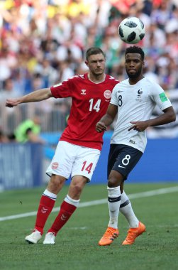 26.06.2018. Moskova, Rusya: Danimarka V Fransa Luzhniki Stadı Moskova arasında Henrik Dalsgaard, Thomas Lemar eylem sırasında FIFA Dünya Kupası Rusya 2018, C grubu, futbol maç.