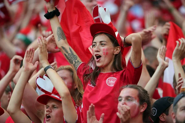 26.06.2018. Moskova, Rusya: Danimarka fanlar üzerinde duruyor FIFA Dünya Kupası Rusya 2018, C grubu, futbolda Danimarka V Fransa Luzhniki Stadı Moskova arasında eşleme.