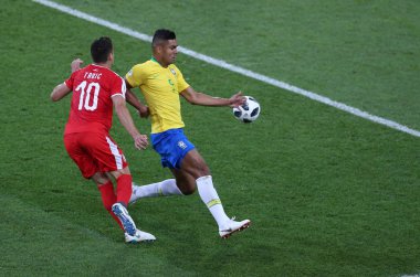 27.06.2018. Moskova, Rusya: Tadiç, Gabriel İsa'eylemi sırasında FIFA Dünya Kupası Rusya 2018, E Grubu, futbol maç arasında Sırbistan Vs Brezilya yılında Spartak stadyumu Moskova'da.