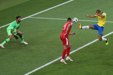 27.06.2018. Moskova, Rusya: Alisson, Miranda, futbol FIFA Dünya Kupası Rusya 2018, E Grubu sırasında eylem Sırbistan Vs Brezilya yılında Spartak stadyumu Moskova'da arasında eşleme.