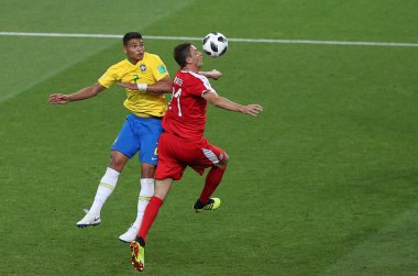 27.06.2018. Moskova, Rusya: Sırbistan Vs Brezilya yılında Spartak stadyumu Moskova'da arasında Thiago Silva, Matic eylem sırasında futbol FIFA Dünya Kupası Rusya 2018, E grubu eşleme.