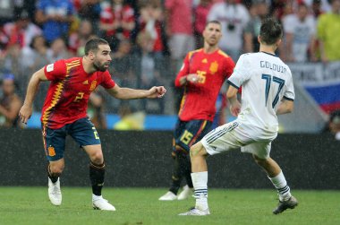 01.07.2018. Moskova, Rusya: Daniel Carvajal, eylem sırasında FIFA Dünya Kupası Rusya 2018, son futbol görüþ Golovin İspanya Vs Rusya Moskova'da Lujniki Stadyumu arasında eşleme.