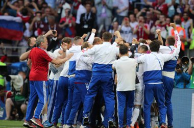 01.07.2018. Moskova, Rusya: Rusya takım kutlamak zafer içinde FIFA Dünya Kupası Rusya 2018, İspanya Vs Rusya Moskova'da Lujniki Stadyumu arasında görüþ son futbol maç.