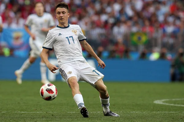 01.07.2018. Moskova, Rusya: Kuziaev eylem sırasında FIFA Dünya Kupası Rusya 2018 görüþ son futbol İspanya Vs Rusya Moskova'da Lujniki Stadyumu arasında eşleme.