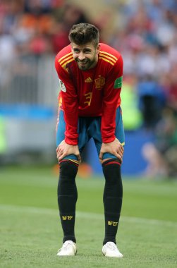 01.07.2018. Moskova, Rusya: Gerard Pique eylem sırasında FIFA Dünya Kupası Rusya 2018, sekizlik İspanya Vs Rusya Moskova'da Lujniki Stadyumu arasındaki final futbol maçını.