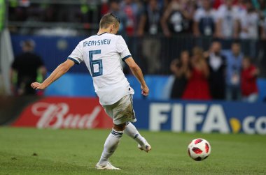 01.07.2018. Moskova, Rusya: Cheryshev puan ceza FIFA Dünya Kupası Rusya 2018 yılında, İspanya Vs Rusya Moskova'da Lujniki Stadyumu arasında görüþ son futbol maç.