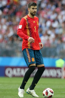 01.07.2018. Moskova, Rusya: Gerard Pique eylem sırasında FIFA Dünya Kupası Rusya 2018 görüþ son futbol İspanya Vs Rusya Moskova'da Lujniki Stadyumu arasında eşleme.