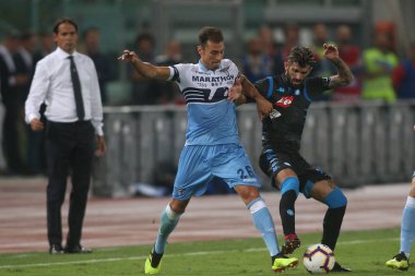 Rome, İtalya - 18 Ağustos 2018: Serie A: Radu, Allan S.S. Lazio Vs Napoli Roma Stadio Olimpico İtalyan Serie A maçı sırasında eylem