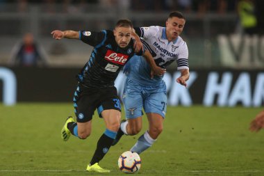 Rome, İtalya - 18 Ağustos 2018: Serie A: Rog ve Adam Marusic S.S. Lazio Vs Napoli Roma Stadio Olimpico İtalyan Serie A maçı sırasında eylem