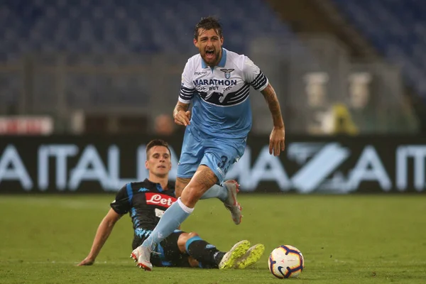 Rome, İtalya - 18 Ağustos 2018: Serie A:Francesco Acerbi S.S. Lazio Vs Napoli Roma Stadio Olimpico İtalyan Serie A maçı sırasında eylem