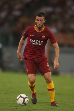 Rome, İtalya - 27 Ağustos 2018: Stadio Olimpico, Roma, İtalya. Serie A: Bryan Cristante A.S. Roma V Atalanta Roma Stadio Olimpico İtalyan Serie A maçı sırasında eylem
