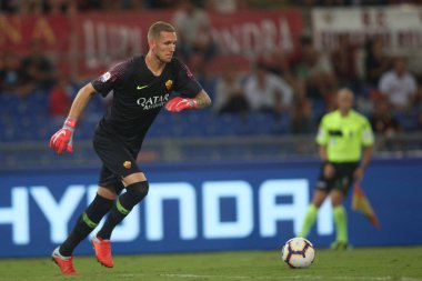 Rome, İtalya - 27 Ağustos 2018: Stadio Olimpico, Roma, İtalya. Serie A: Robin Olsen A.S. Roma V Atalanta Roma Stadio Olimpico İtalyan Serie A maçı sırasında eylem