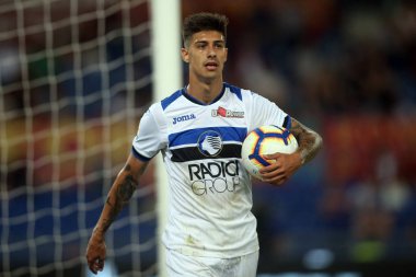 Rome, İtalya - 27 Ağustos 2018: Stadio Olimpico, Roma, İtalya. Serie A: Rigoni A.S. Roma V Atalanta Roma Stadio Olimpico İtalyan Serie A maçı sırasında eylem