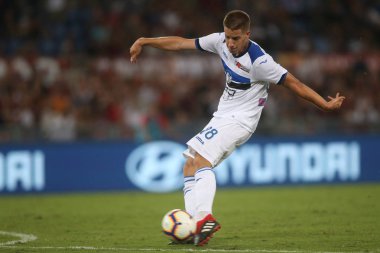 Rome, İtalya - 27 Ağustos 2018: Stadio Olimpico, Roma, İtalya. Serie A: Mario Pasalic A.S. Roma V Atalanta Roma Stadio Olimpico İtalyan Serie A maçı sırasında eylem