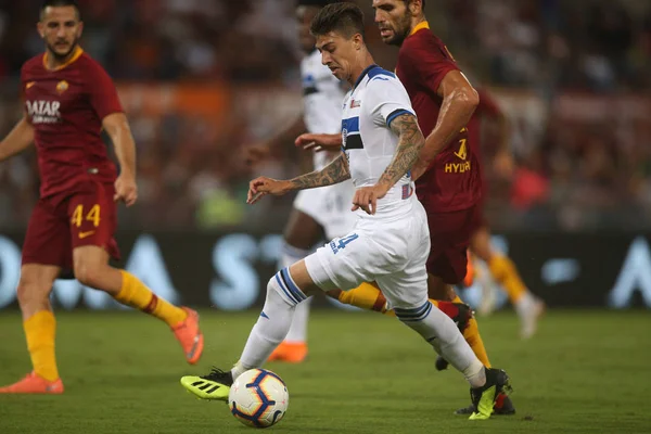 Rome, İtalya - 27 Ağustos 2018: Stadio Olimpico, Roma, İtalya. Serie A:Rigoni A.S. Roma V Atalanta Roma Stadio Olimpico İtalyan Serie A maçı sırasında eylem
