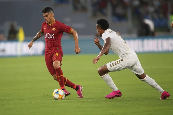 COMO ROMA VS REAL MADRID EN PARTIDO DE Futbol AMIGO EN ESTADIO OLÍPICO EN ROMA, ITALIA —  Fotos de Stock