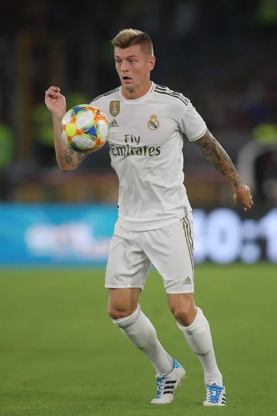 COMO ROMA VS REAL MADRID EN PARTIDO DE Futbol AMIGO EN ESTADIO OLÍPICO EN ROMA, ITALIA — Foto de Stock