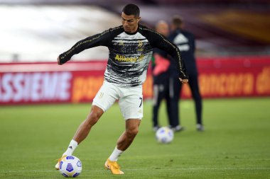 Roma, İtalya - 27 / 09 / 2020: CR7 CRISTIANO RONALDO (JUVENTUS), Roma 'daki Olimpiyat Stadyumu' nda Roma ile FC Juventus arasında oynanan İtalya Serie A ligi 20 / 21 futbol karşılaşması öncesinde antrenman sırasında