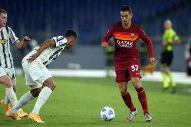 Roma, İtalya - 27 / 09 / 2020: Leonardo Spinazzola (AS ROMA), Roma 'daki Olimpiyat Stadyumu' nda As Roma ve FC Juventus arasında oynanan İtalya Serie A ligi 20 / 21 futbol karşılaşmasında görev aldı.
