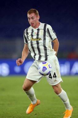 Roma, İtalya - 27 / 09 / 2020: D.KULUSEVSKI (JUVENTUS) İtalyan Serisi A ligi 20 / 21 futbol karşılaşması sırasında Roma 'daki Olimpiyat Stadyumu' nda As Roma ve FC Juventus arasında başladı.