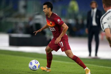 Roma, İtalya - 27 / 09 / 2020: Ürdün Veretout (AS ROMA) İtalya Serisi 'nde Roma' daki Olimpiyat Stadyumu 'nda As Roma ve FC Juventus arasında oynanan 20 / 21' lik futbol karşılaşmasında