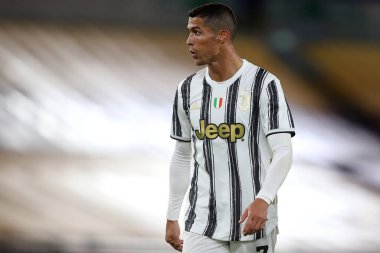 Roma, İtalya - 27 / 09 / 2020: CR7 CRISTIANO RONALDO (JUVENTUS), Roma 'daki Olimpiyat Stadyumu' nda Roma ile FC Juventus arasında oynanan İtalya Serie A Ligi 20 / 21 futbol karşılaşması sırasında faaliyet gösterdi