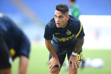 Roma, İtalya - 04 / 10 / 2020: Lautaro Martinez (İnter) İtalya Serisi 20 / 21 futbol karşılaşması öncesinde SS Lazio ile FC Inter arasında Roma Olimpiyat Stadyumu 'nda oynanan karşılaşma