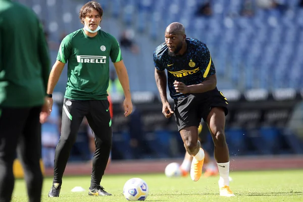 Roma, İtalya - 04 / 10 / 2020: R.Lukaku (İnter) İtalya Serisi 20 / 21 futbol karşılaşması öncesinde SS Lazio ile FC Inter arasında Roma Olimpiyat Stadyumu 'nda oynanan karşılaşma.