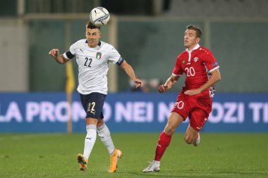 Florence 07 / 10 / 2020: S.EL Shaarawy (ITALY), Platica (Moldova) Floransa 'daki Artemio Franchi stadyumunda İtalya ile Moldova arasında oynanan dostluk karşılaşmasında.