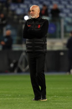 Roma, İtalya 01.03.2024: İtalyan Serie A TIM 2023-2024 futbol karşılaşmasında Stefano Pioli teknik direktörü Milan Roma Olimpiyat Stadyumu 'nda SS LAZIO' ya karşı AC MILAN.