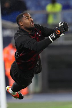 Roma, İtalya 01.03.2024: İtalyan Serie A TIM 2023-2024 futbol karşılaşmasında Milan 'lı Mike Maignan, Roma Olimpiyat Stadyumu' nda SS LAZIO 'ya karşı AC MILAN.