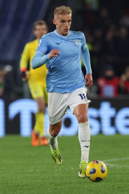 Roma, İtalya 01.03.2024: İtalyan Serie A TIM 2023-2024 futbol karşılaşmasında Lazio 'dan Gustav Isaksen Roma Olimpiyat Stadyumu' nda SS LAZIO 'ya karşı AC MILAN.