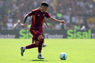 Roma, İtalya 21 Eylül 2025: Romanların Matias Soul 'ü SS Lazio ile AS Roma arasında Olimpiyat Stadyumu' nda oynanan Serie A Enilive 2025-2026 futbol müsabakası sırasında görev başında görüldü