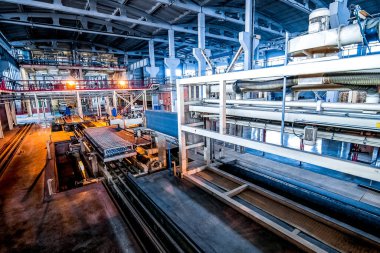 Fabrikada havalandırmalı beton bloklar üretme süreci