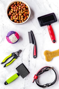 taştan arka planda hayvan bakımı ve eğitimi