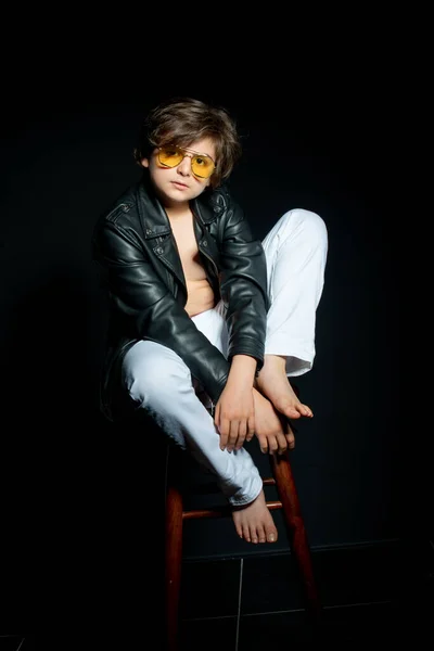 Preteen Boy Black Leather Jacket Yellow Sunglasses Posing Chair Black — Stock Photo, Image