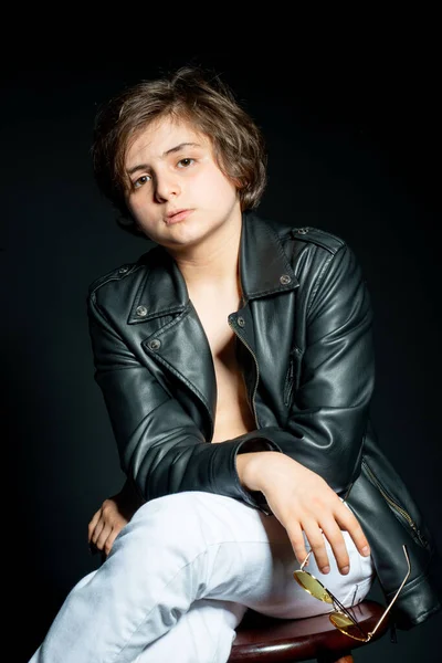 Adorable Preteen Boy Black Leather Jacket Posing Black Background Looking — Stock Photo, Image