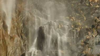 Yosemite Ulusal Parkı Gelinliği Kaliforniya 'ya Düştü