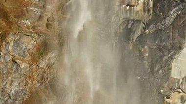 Yosemite Ulusal Parkı Gelinliği Kaliforniya 'ya Düştü