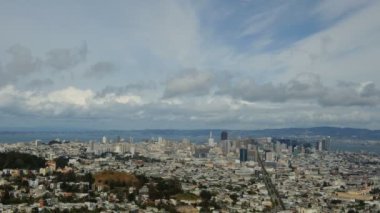 San Francisco İkiz Tepeleri Gündüz Süreleri Hızlanma Bulutları Kaliforniya ABD