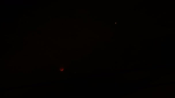 Éclipse lunaire 2014 Lune et nuages 42 avril