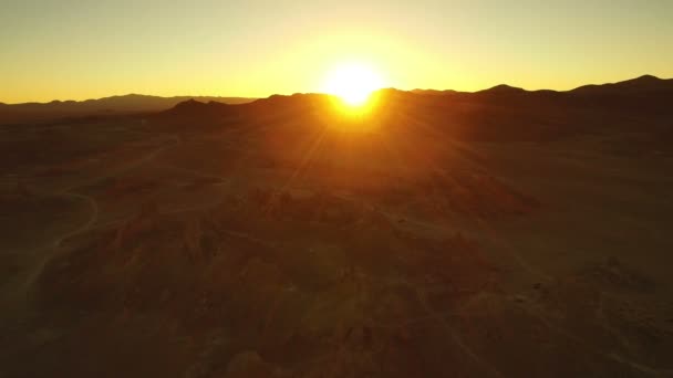 Trona Pinnacles Sunset Пустыне Мохаве Возле Долины Смерти California Aerial — стоковое видео