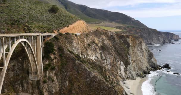 Big Sur Bixby Bridge Pacific Coast Highway Largo Resistente Costa — Vídeos de Stock