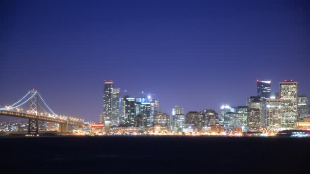 San Francisco Bay Bridge Von Treasure Island Zeitraffer Nachtverkehr Kalifornien — Stockvideo