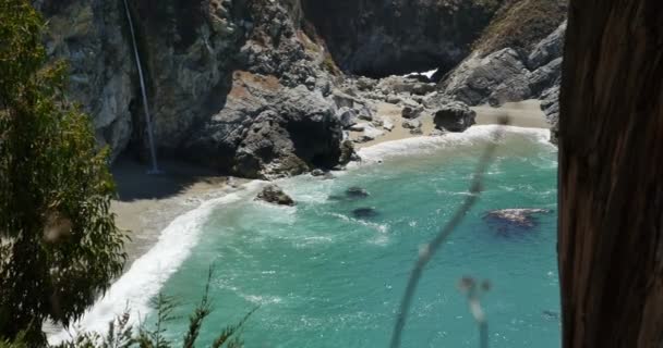 Big Sur Mcway Falls Closeup Dolly Pacific Coast Califórnia — Vídeo de Stock