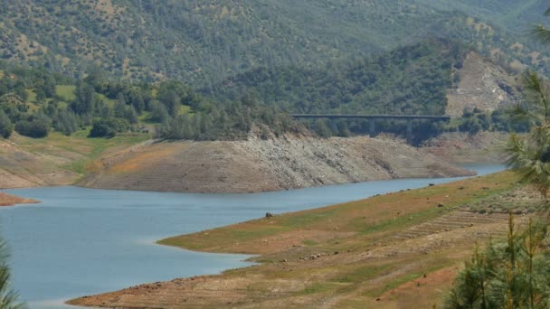 Don Pedro Reservoir Damm Låg Vattennivå Kalifornien Yosemite National Park — Stockvideo