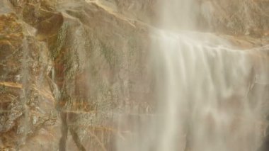 Yosemite Ulusal Parkı Gelinliği Kaliforniya 'ya Düştü