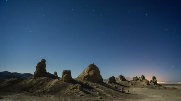 Trona Pinnacles Αστέρια Time Lapse Moonlight Shadow Καλιφόρνια — Αρχείο Βίντεο